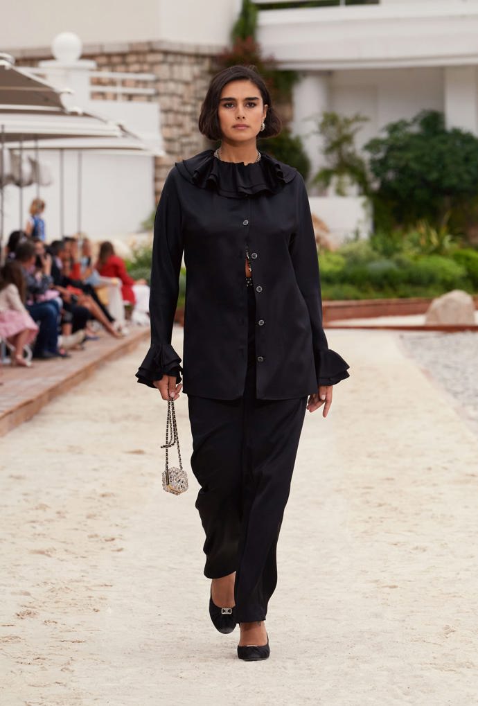  

CHANEL Cruise 2022/23 collection
