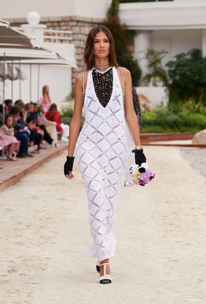  

CHANEL Cruise 2022/23 collection

