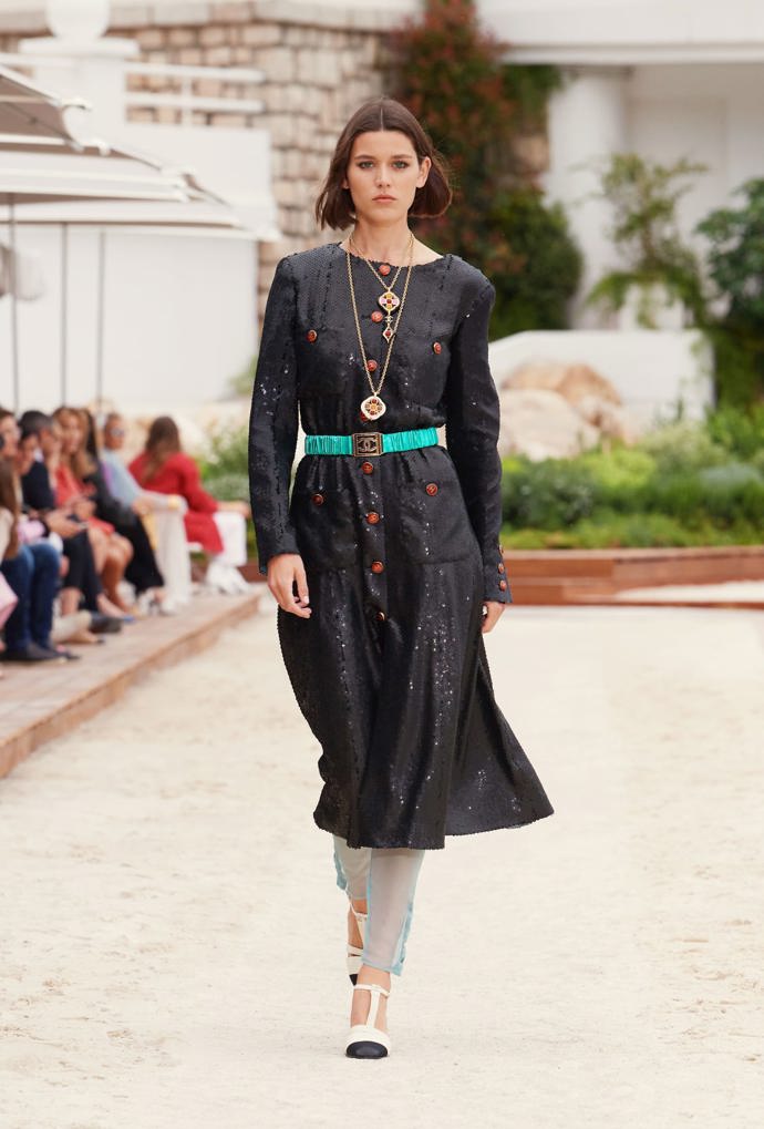  

CHANEL Cruise 2022/23 collection
