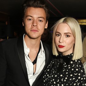 Sestrou hudební a herecké hvězdy Harryho Stylese je spisovatelka Gemma Styles. Gemma 3. prosince oslavila své 31. narozeniny a je tak o tři roky starší než její veleznámý bratr, který momentálně boduje s písní s názvem As It Was.
Sestrou hudební a herecké hvězdy Harryho Stylese je spisovatelka Gemma Styles. Gemma 3. prosince oslavila své 31. narozeniny a je tak o tři roky starší než její veleznámý bratr, který momentálně boduje s písní s názvem As It Was.