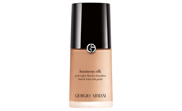  

Luminous Silk Foundation, GIORGIO ARMANI, 30 ml, 1860 Kč 

 
