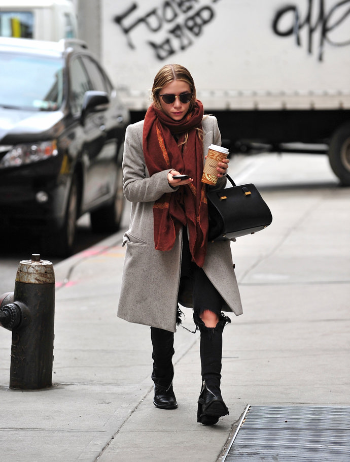  

Mary-Kate Olsen v roce 2011 
