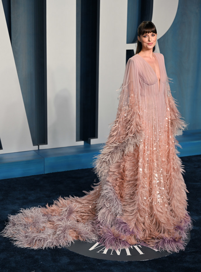  

Dakota Johnson
