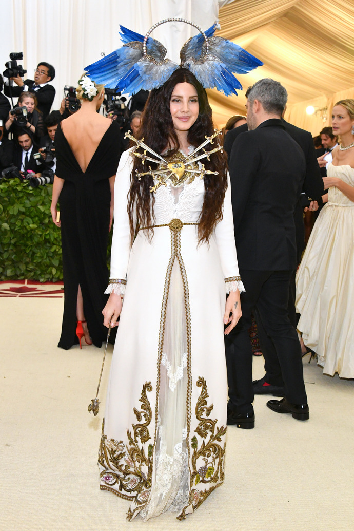  

Lana Del Rey na MET Gala v roce 2018
