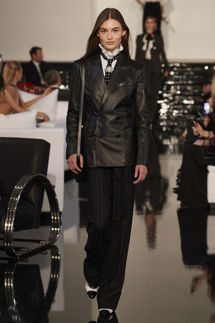  

Ralph Lauren Ready to Wear Fall Winter 2022
