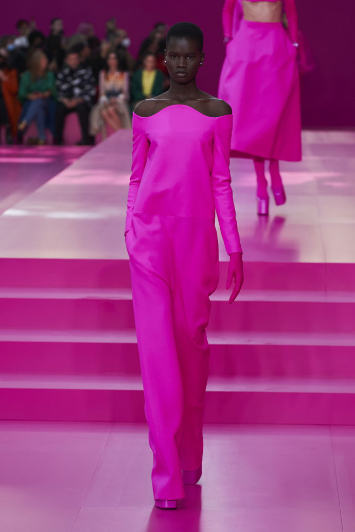  

Valentino Ready to Wear Fall Winter 2022
