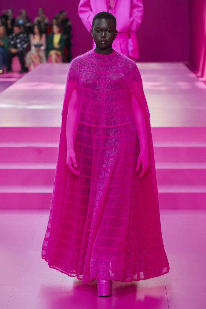  

Valentino Ready to Wear Fall Winter 2022
