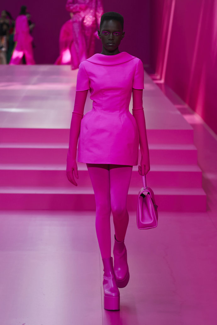  

Valentino Ready to Wear Fall Winter 2022
