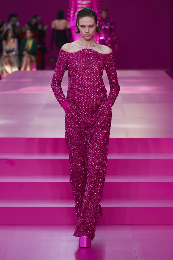  

Valentino Ready to Wear Fall Winter 2022
