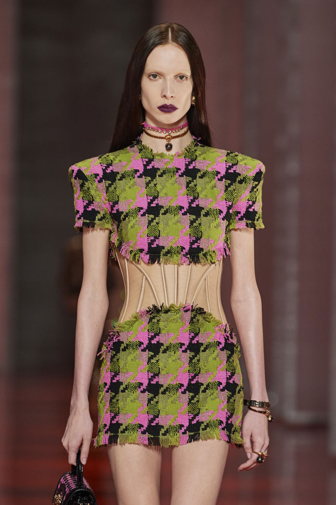 Versace Ready to Wear Fall Winter 2022
