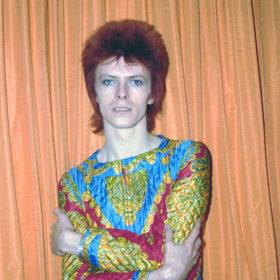 Módní proměny Davida Bowieho
