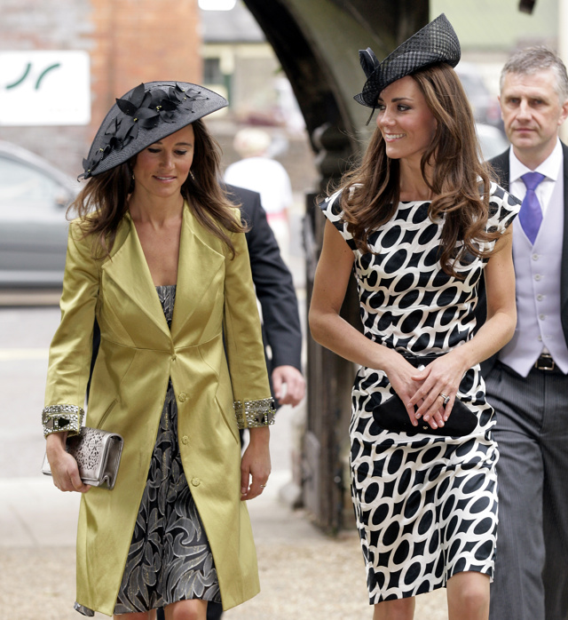  

Pippa a Kate Middletonovy. 

