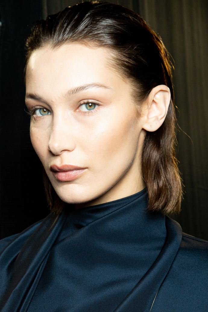 

Bella Hadid
