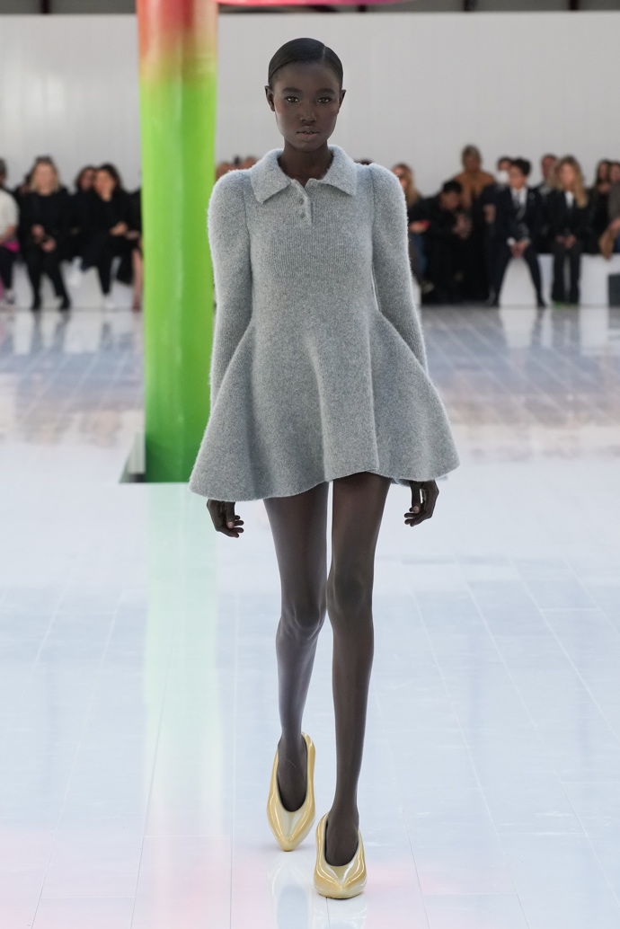  

Prohlédněte si kolekci LOEWE Spring/Summer 2023...
