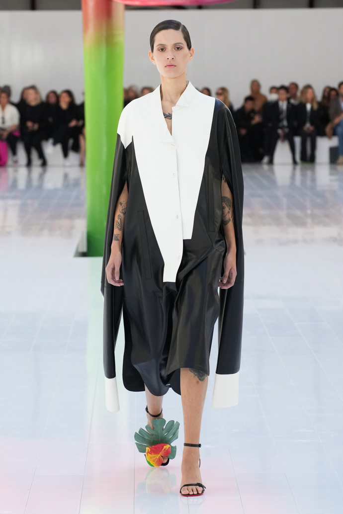 

Prohlédněte si kolekci LOEWE Spring/Summer 2023...
