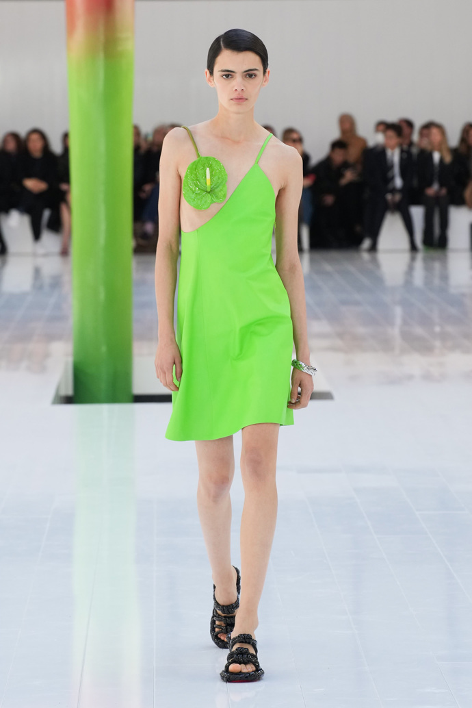  

Prohlédněte si kolekci LOEWE Spring/Summer 2023...
