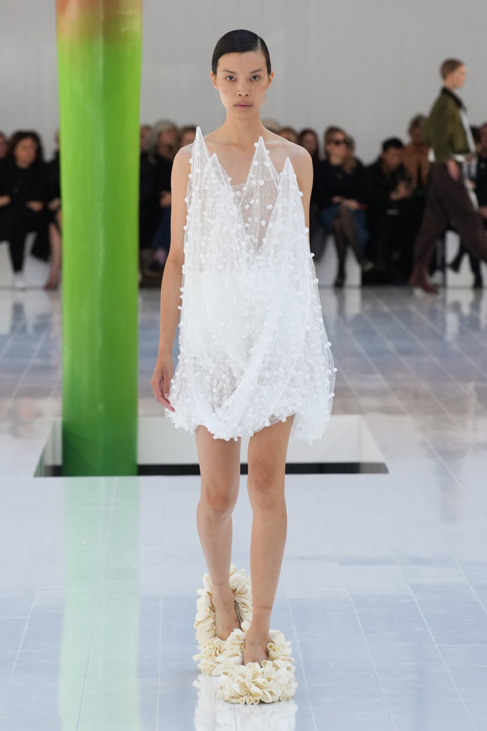  

Prohlédněte si kolekci LOEWE Spring/Summer 2023...
