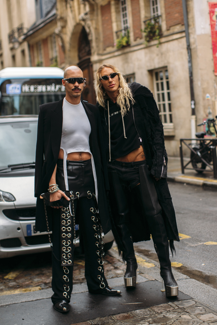  

To nejlepší z ulic pařížského fashion weeku

