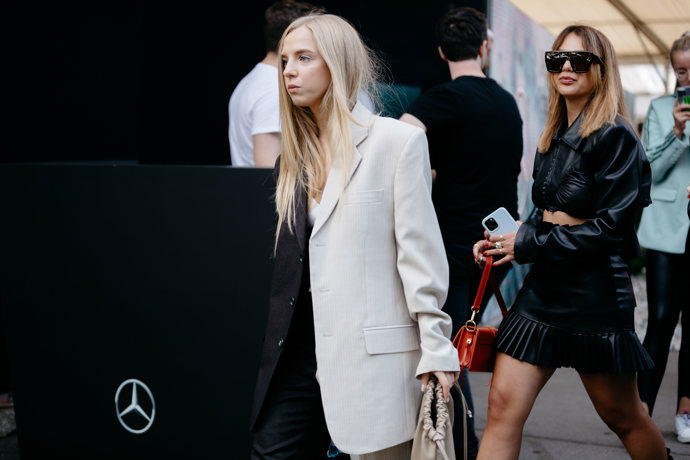  

MBPFW SS23
