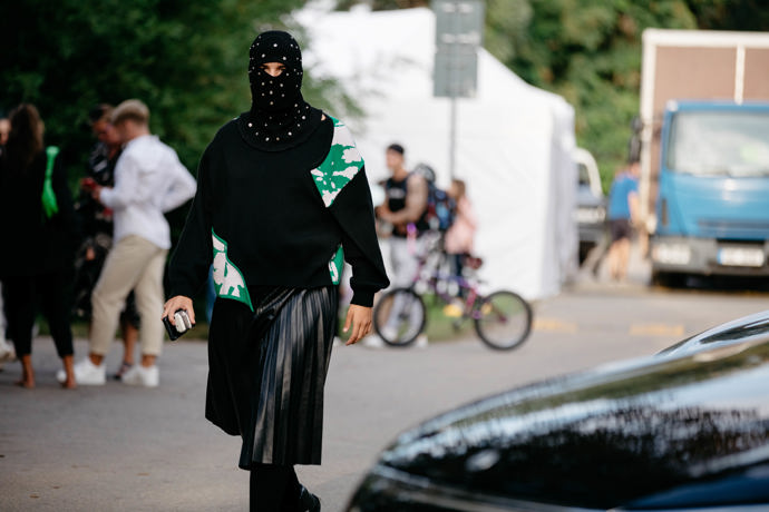  

MBPFW SS23
