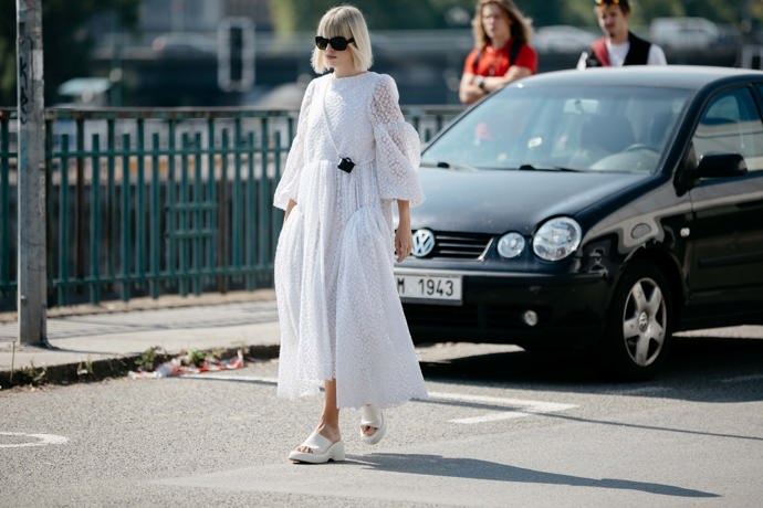  

MBPFW SS23
