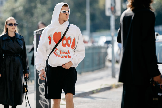  

MBPFW SS23
