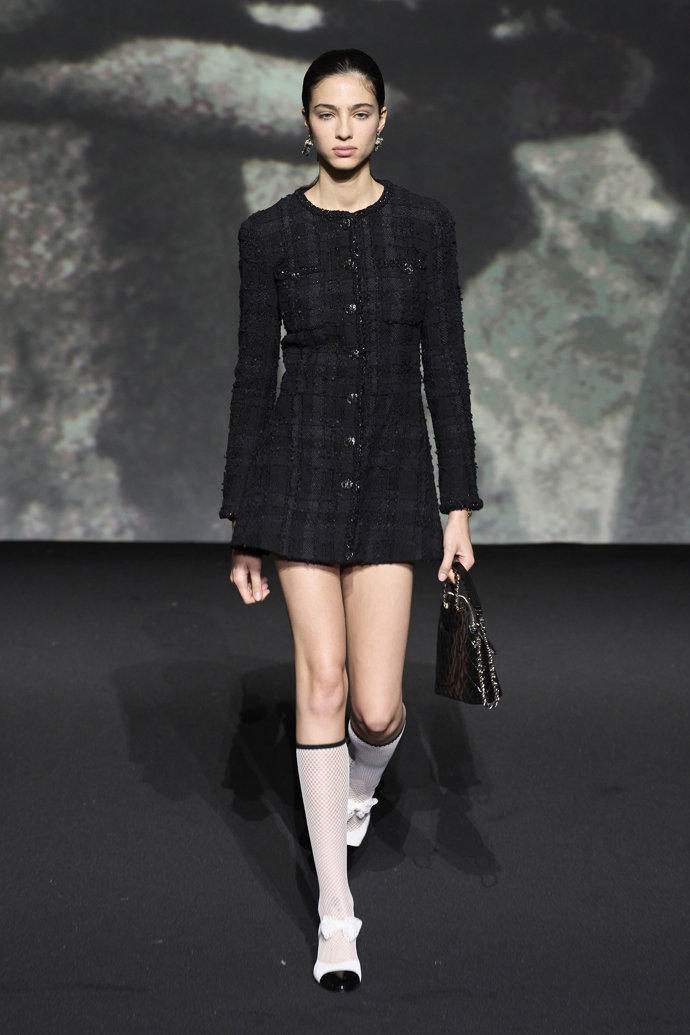CHANEL Ready-to-Wear Spring/Summer 2023
CHANEL Ready-to-Wear Spring/Summer 2023