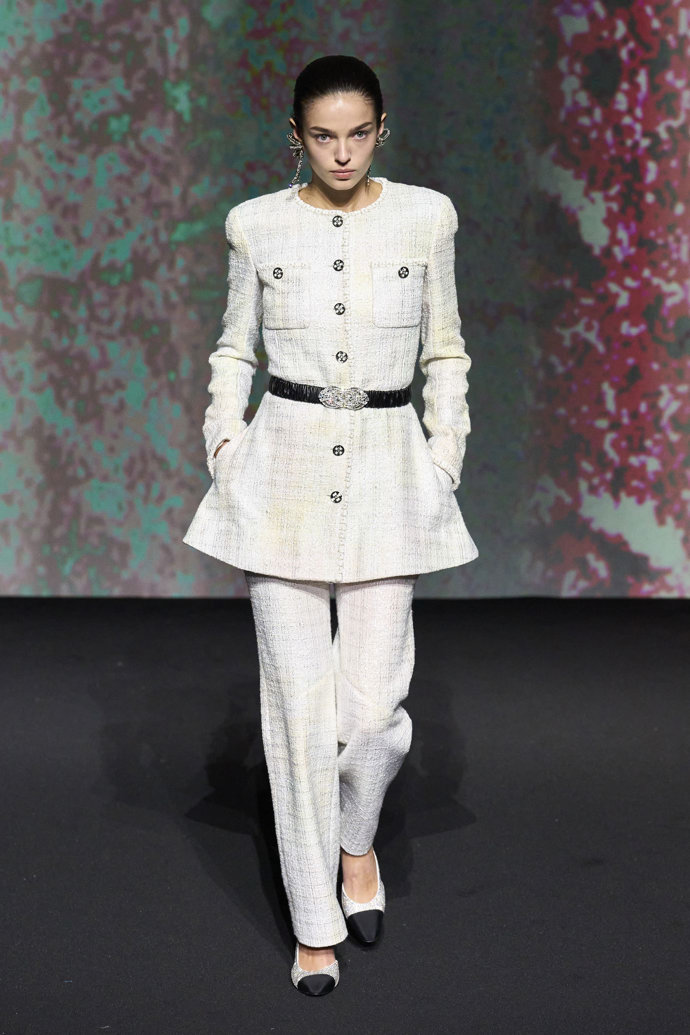 CHANEL Ready-to-Wear Spring/Summer 2023
CHANEL Ready-to-Wear Spring/Summer 2023