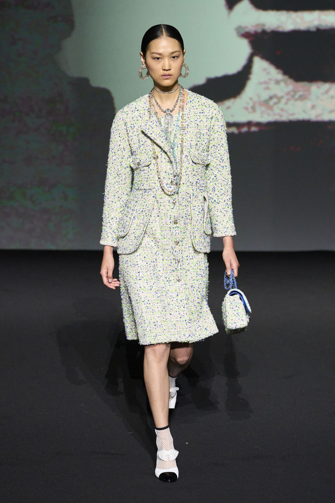 CHANEL Ready-to-Wear Spring/Summer 2023
CHANEL Ready-to-Wear Spring/Summer 2023