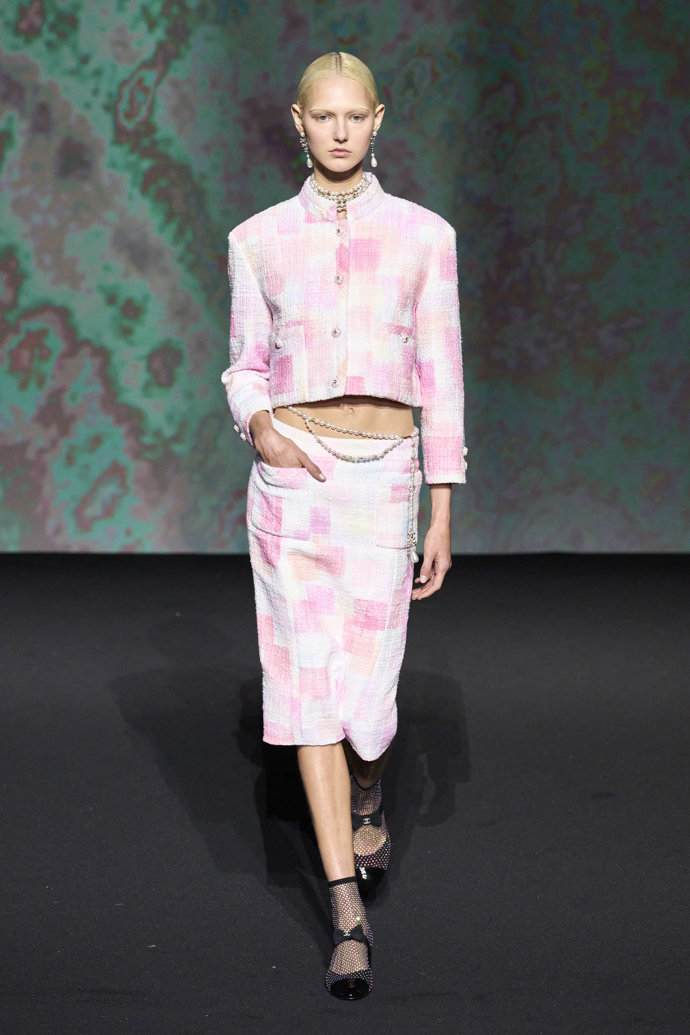 CHANEL Ready-to-Wear Spring/Summer 2023
CHANEL Ready-to-Wear Spring/Summer 2023