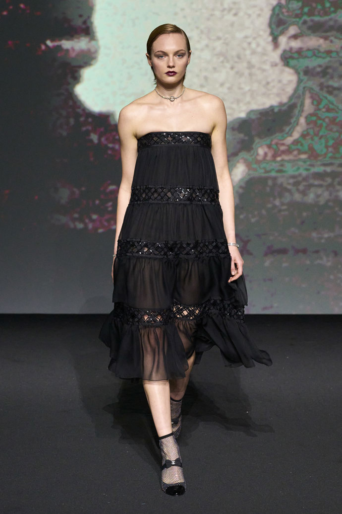 CHANEL Ready-to-Wear Spring/Summer 2023
CHANEL Ready-to-Wear Spring/Summer 2023