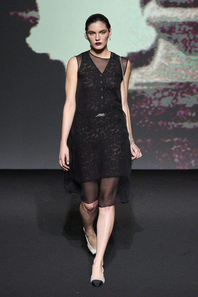 CHANEL Ready-to-Wear Spring/Summer 2023
CHANEL Ready-to-Wear Spring/Summer 2023