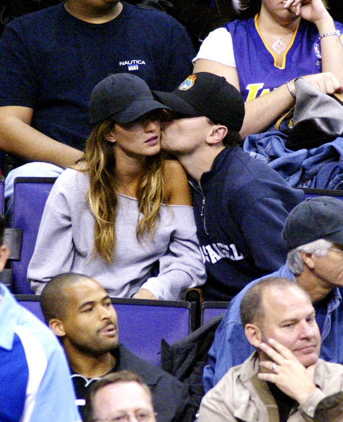  

Leo a Giselle na zápase LA Lakers v prosinci 2003. 
