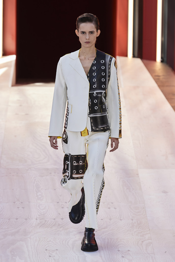Prohlédněte si kolekci Louis Vuitton Spring/Summer 2023...

