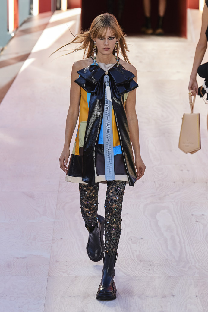Prohlédněte si kolekci Louis Vuitton Spring/Summer 2023...
