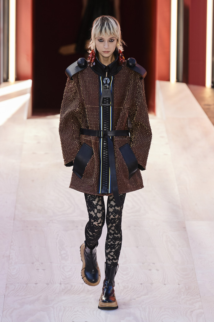Prohlédněte si kolekci Louis Vuitton Spring/Summer 2023...
