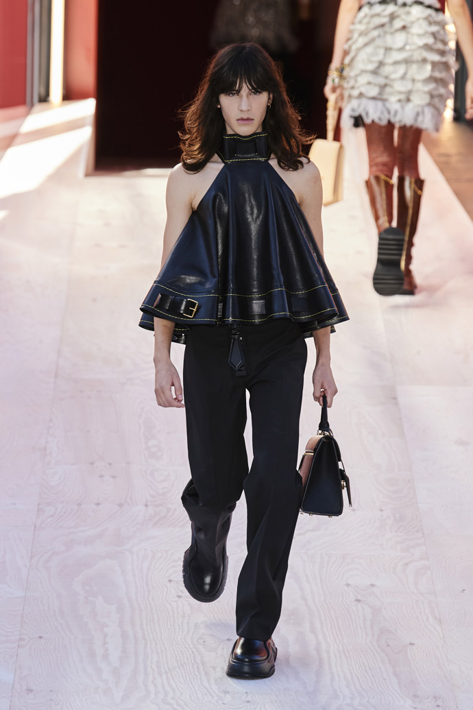 Prohlédněte si kolekci Louis Vuitton Spring/Summer 2023...
