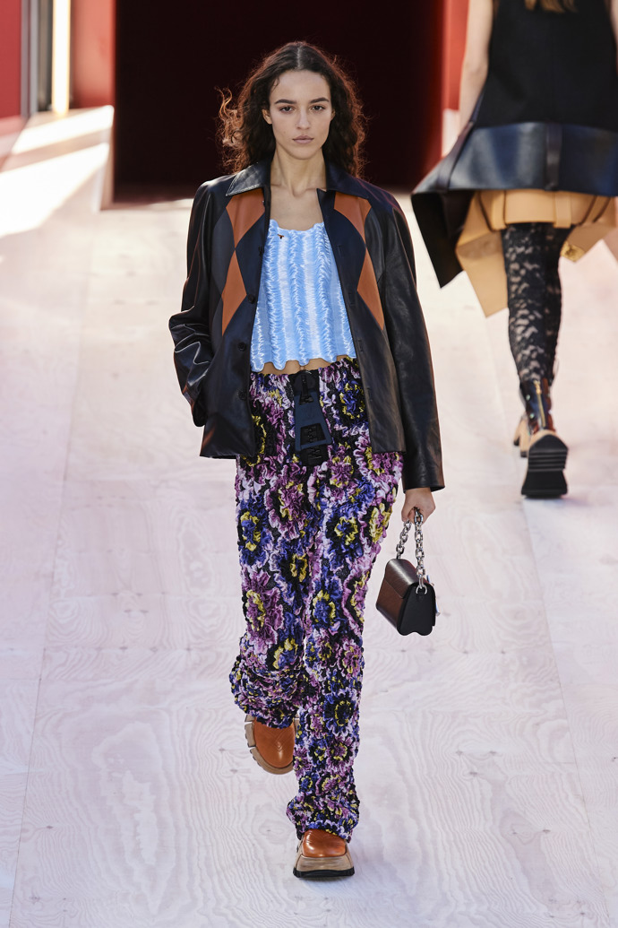 Prohlédněte si kolekci Louis Vuitton Spring/Summer 2023...
