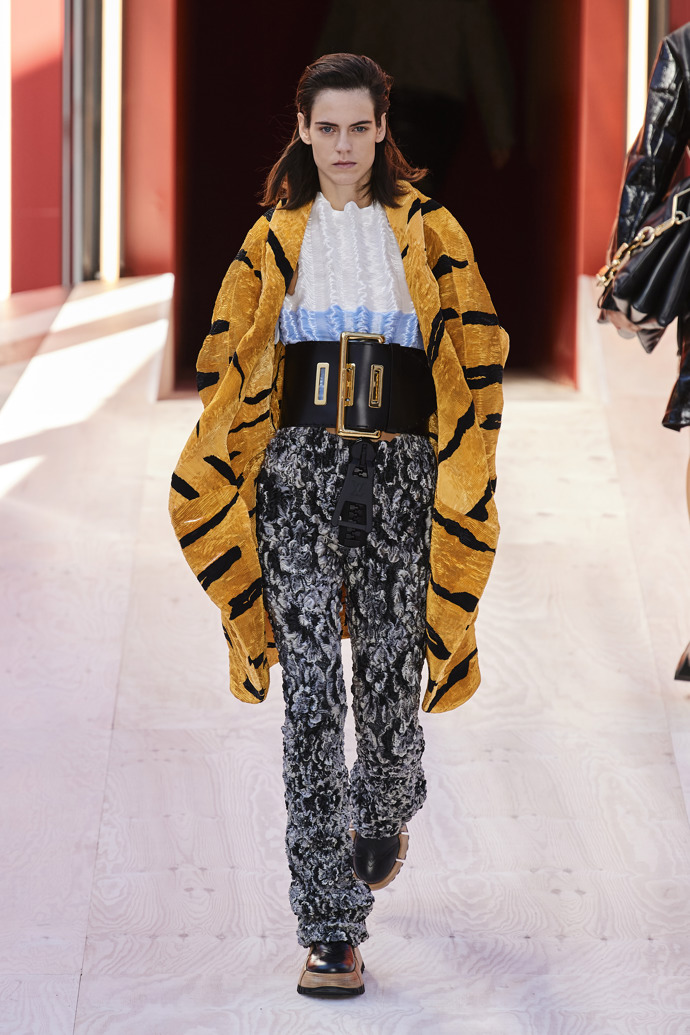 Prohlédněte si kolekci Louis Vuitton Spring/Summer 2023...
