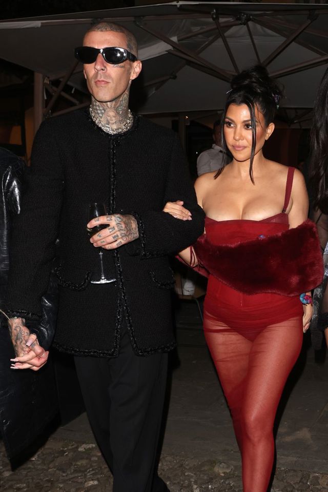 Kourtney Kardashian a Travis Baker
Kourtney Kardashian a Travis Baker