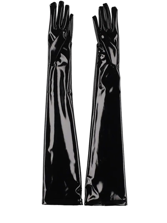 Gucci, Long shiny gloves, 510 EUR, prodává Luisaviaroma
