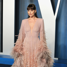  

Dakota Johnson na party k příležitosti předávání Oscarů
