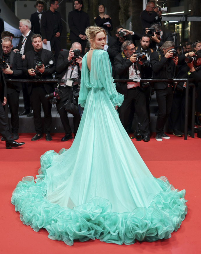  

Olivia DeJonge na filmovém festivalu v Cannes
