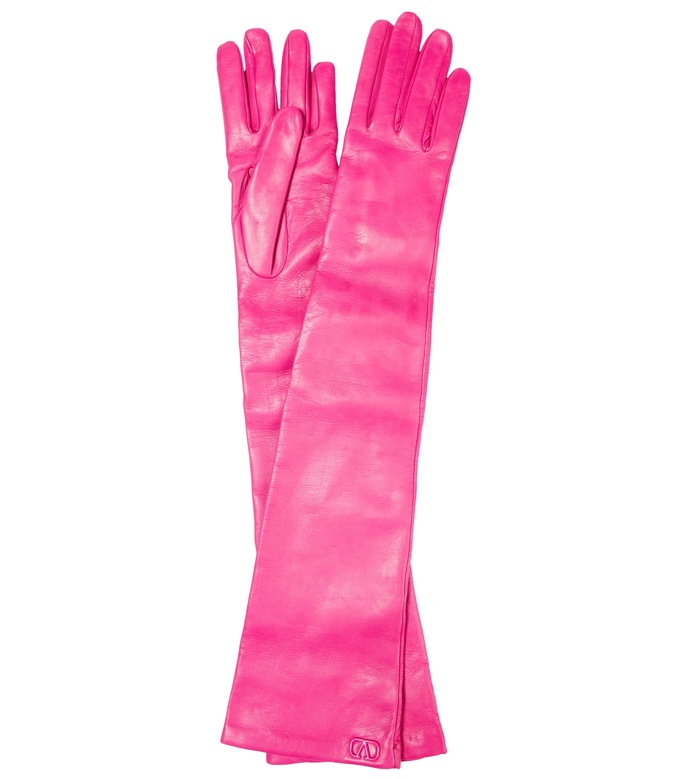 Valentino Garavani, kožené rukavice VLogo Signature, 750 EUR, prodává Mytheresa
