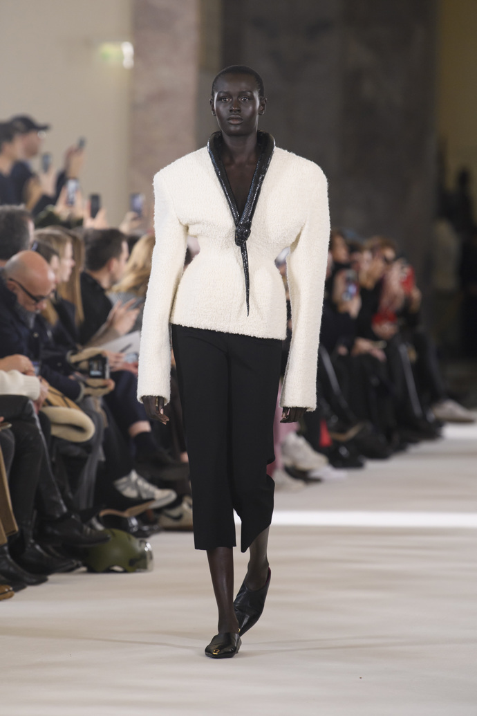  

Schiaparelli S/S 2023
