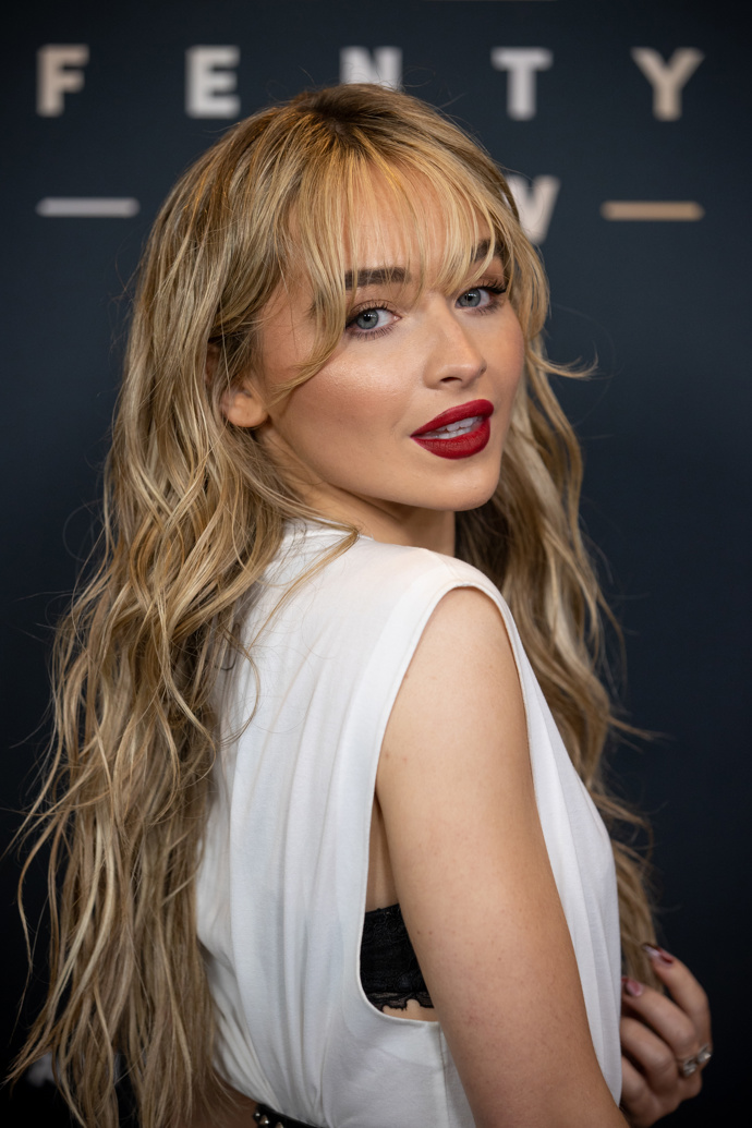 

Sabrina Carpenter 
