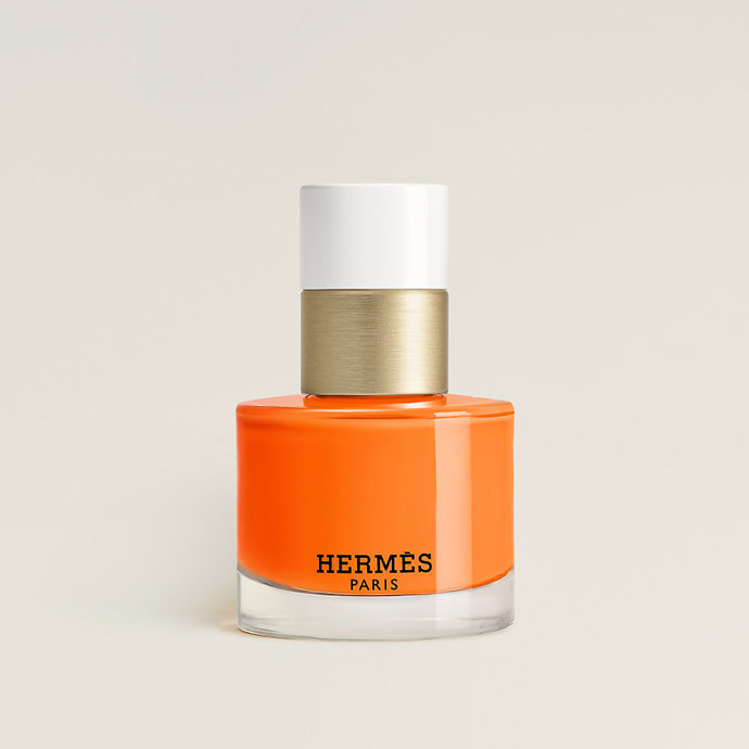  

Lak na nehty Les Mains Hermès, Hermès Beauty, 1250 Kč
