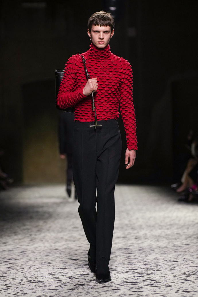 Prohlédněte si kolekci Bottega Veneta Ready to Wear Fall Winter 2023...
Prohlédněte si kolekci Bottega Veneta Ready to Wear Fall Winter 2023...