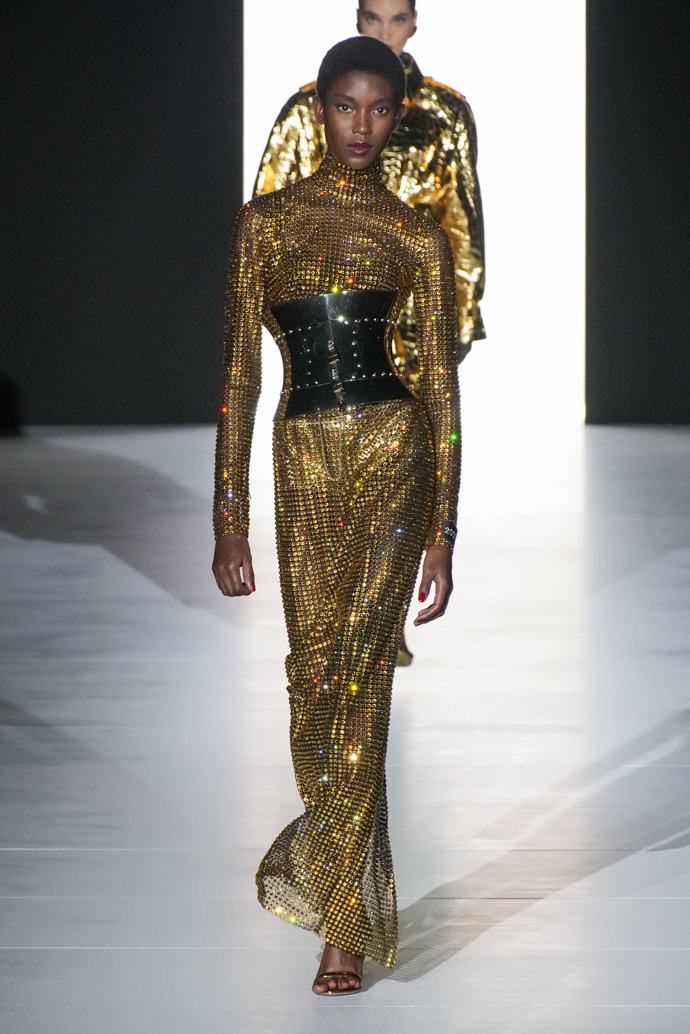 Prohlédněte si kolekci Dolce & Gabbana Ready to Wear Fall Winter 2023...
Prohlédněte si kolekci Dolce & Gabbana Ready to Wear Fall Winter 2023...