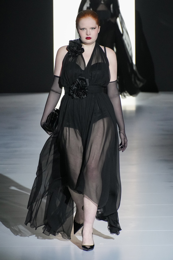 Prohlédněte si kolekci Dolce & Gabbana Ready to Wear Fall Winter 2023...
Prohlédněte si kolekci Dolce & Gabbana Ready to Wear Fall Winter 2023...